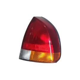 STOP LAMBASI SAG MITSUBISHI CARISMA 96-00