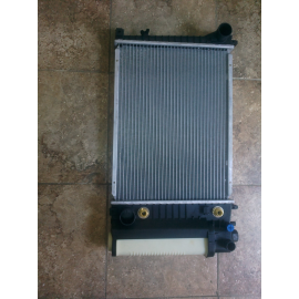 RADYATOR SU BMW E30 AT