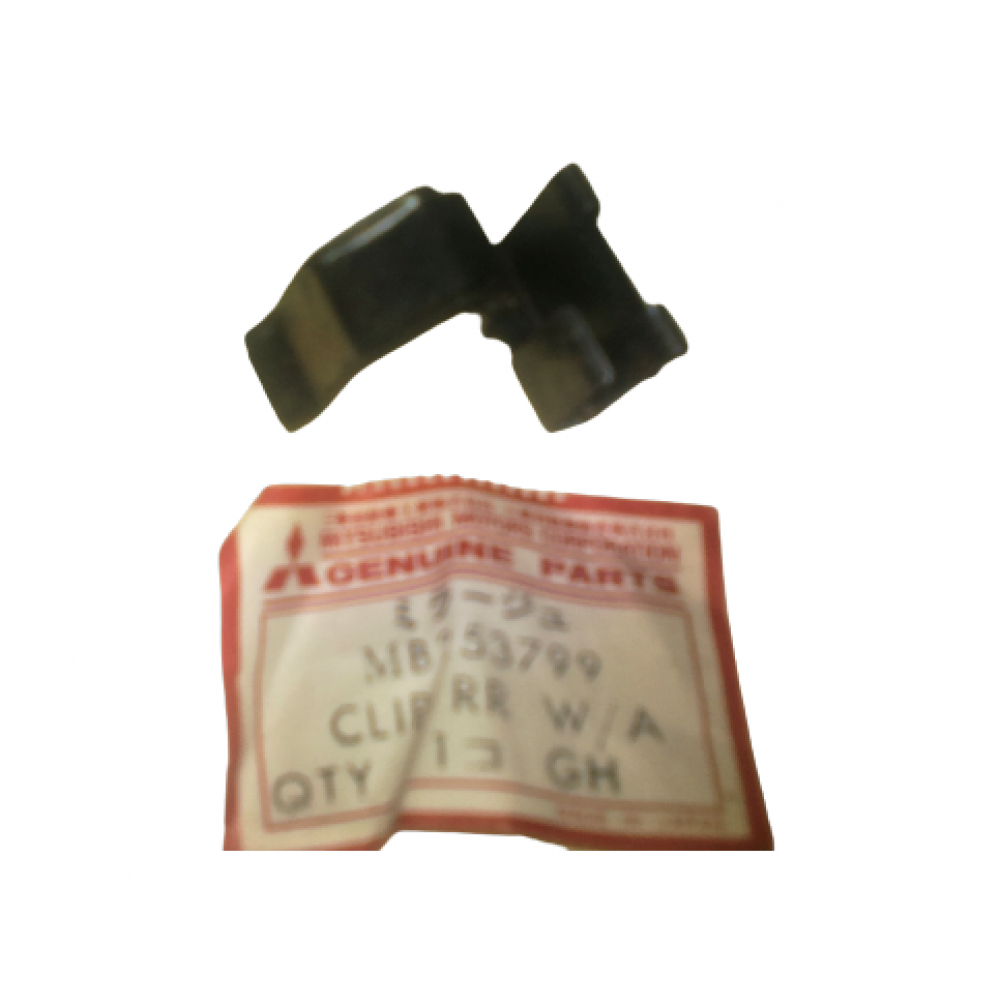 KLIPS CAMURLUK MITSUBISHI LANCER 84-87
