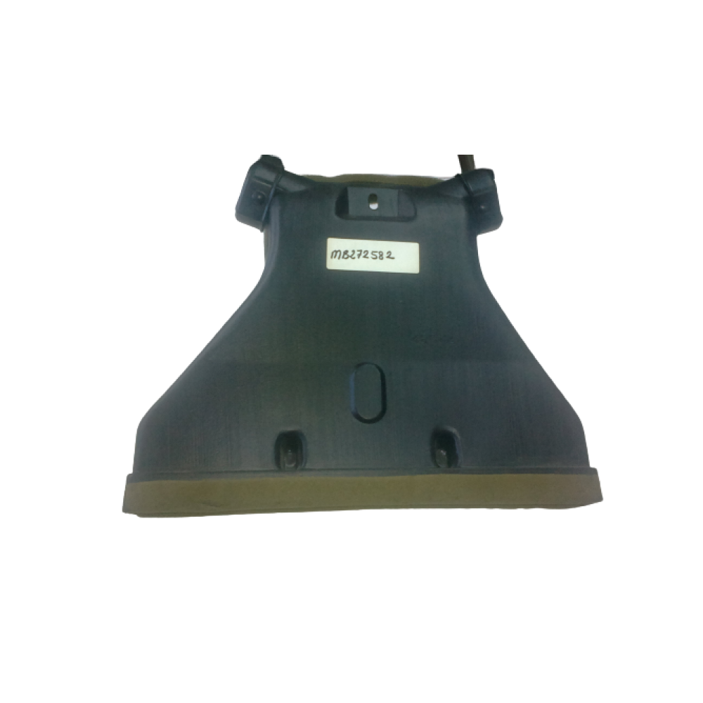 SICAK HAVA KANALI ON ALT ORTA GOGUS 
MITSUBISHI L300 84-87