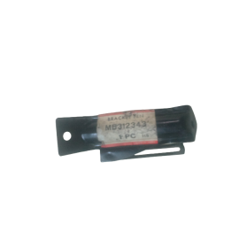 BRAKET ARKA CAMURLUK KENARI 
MITSUBISHI LANCER C12A 85-88