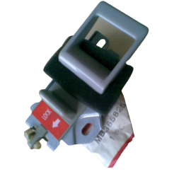 KOL KAPI IC ON SOL MITSUBISHI COLT