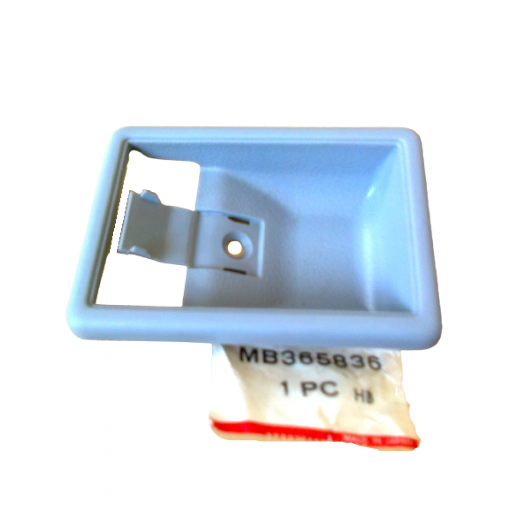 CERCEVE KAPI KOL IC ON SAG MITSUBISHI LANCER 84-86