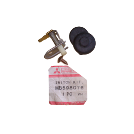 SIVIC (BUTON) KAPI LAMBA MITSUBISHI L200