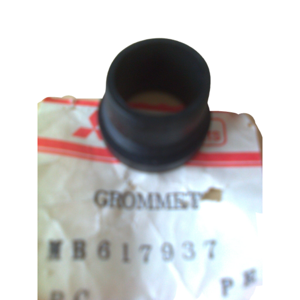 GROMMET SU FISKIYE MOTOR CONTASI ARKA 
MITSUBISHI DELICA