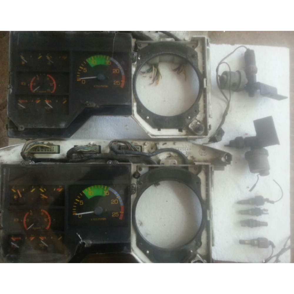 GOSTERGE TABLO KOMPLE (MAZOT GOSTERGESI YOK) 
MITSUBISHI MARATON / PRENSES (ORJINAL CIKMA)