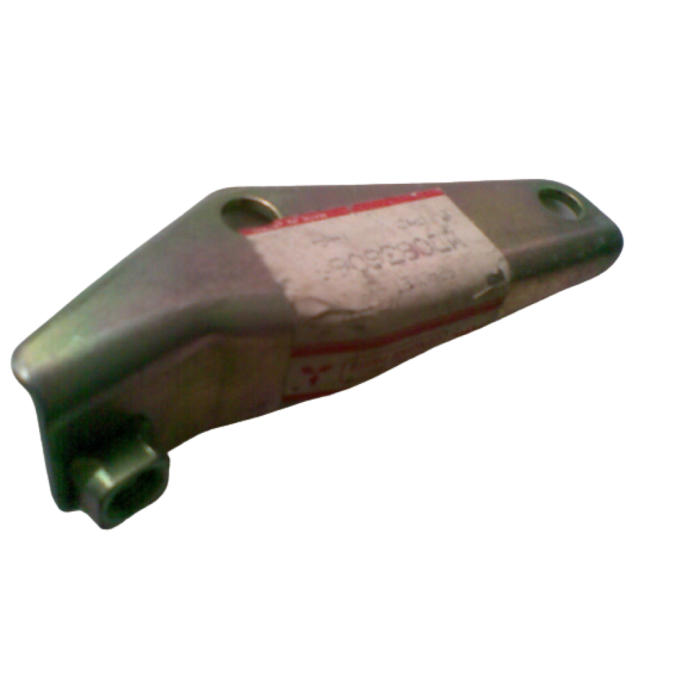 BRAKET EGZOZ BORU BAGLANTI MITSUBISHI GALANT 84-86