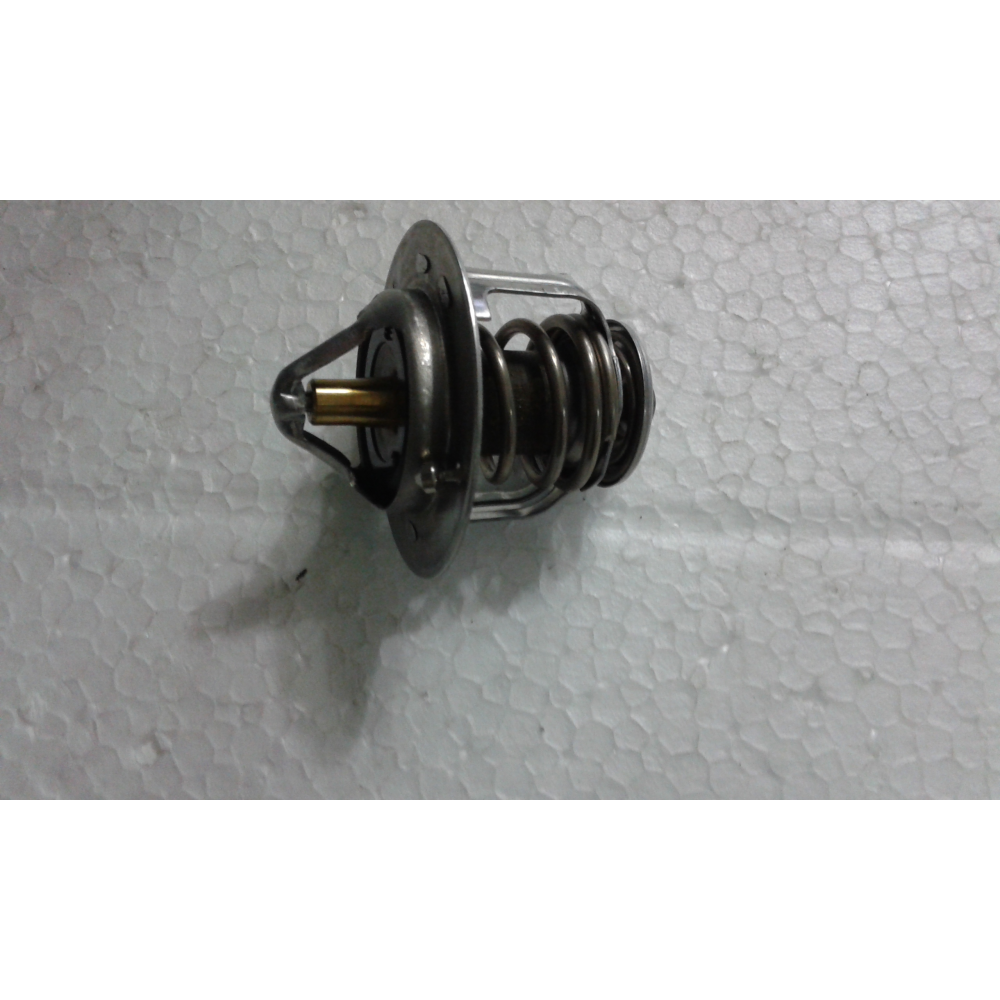 TERMOSTAT 82 DERECE HYUNDAI H100 / NISSAN D21 / D22 / TD23 / TD25 / TD27 / KIA PREGIO 2.7 97-04