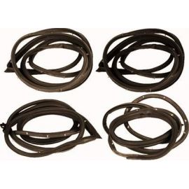 TAKIM FITIL LASTIK KAPI ON ARKA 4 KAPI TOYOTA COROLLA AE101 93-98