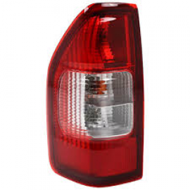 STOP LAMBASI SAG ISUZU D-MAX 04 >	